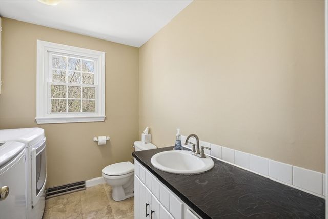 200 Nashua Rd, Groton, MA 01450