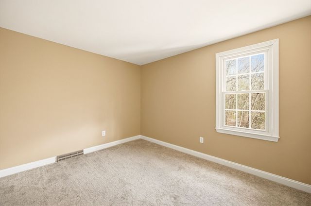 200 Nashua Rd, Groton, MA 01450