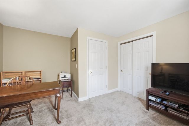 200 Nashua Rd, Groton, MA 01450