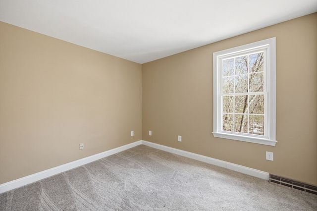 200 Nashua Rd, Groton, MA 01450