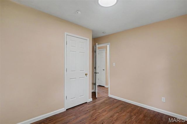 25 Country Ln., Warrenton, MO 63383