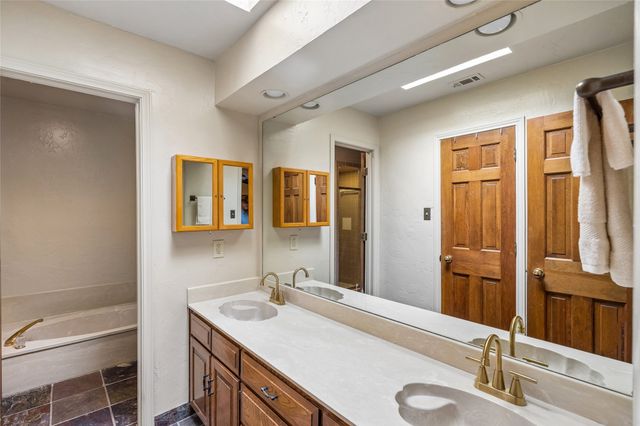 5503 Timber Green Drive, Arlington, TX 76016