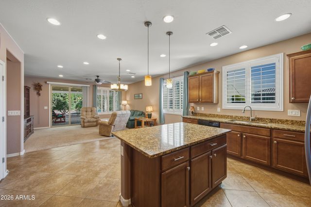 7304 W SILVER SPRING Way, Florence, AZ 85132