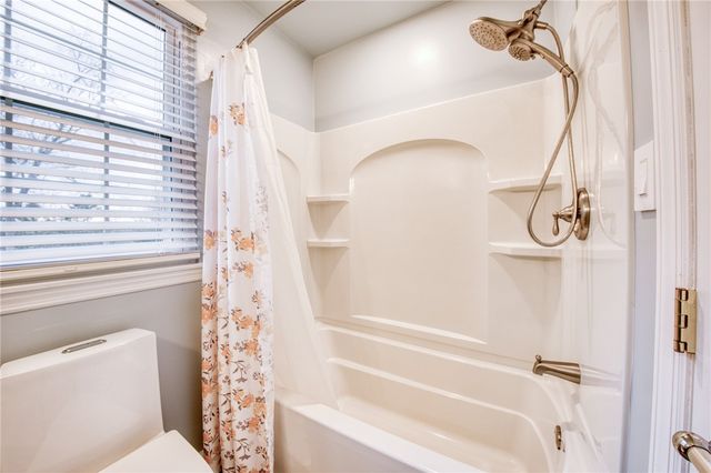 102 Bayberry Lane, Cranberry Twp, PA 16066
