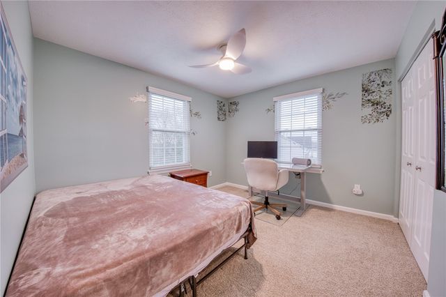 102 Bayberry Lane, Cranberry Twp, PA 16066