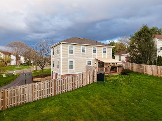 102 Bayberry Lane, Cranberry Twp, PA 16066