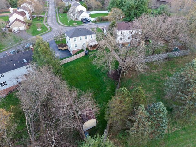 102 Bayberry Lane, Cranberry Twp, PA 16066