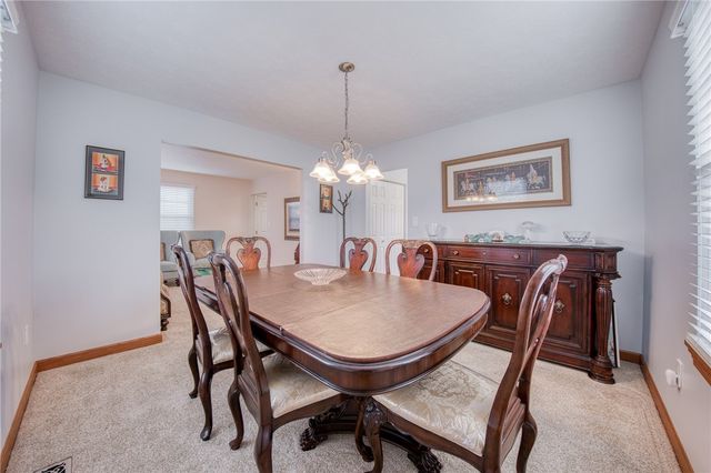 102 Bayberry Lane, Cranberry Twp, PA 16066