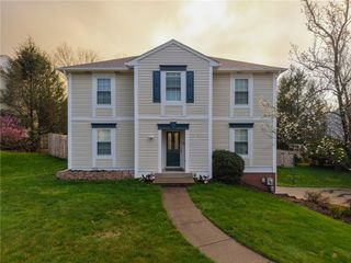 102 Bayberry Lane, Cranberry Twp, PA 16066