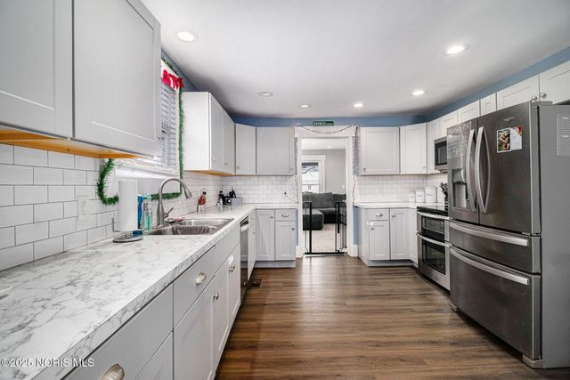 205 W 4th Street, Genoa, OH 43430