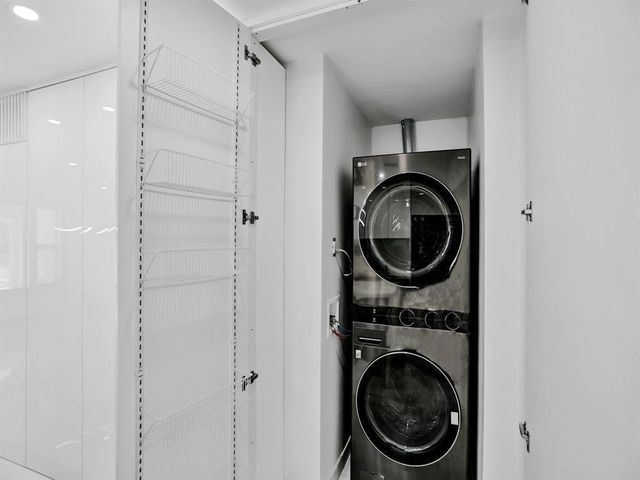 4530 SW 34th Drive, Dania Beach, FL 33312