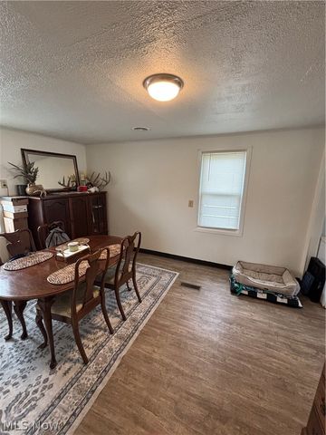 10526 Florida Street, Aurora, OH 44202