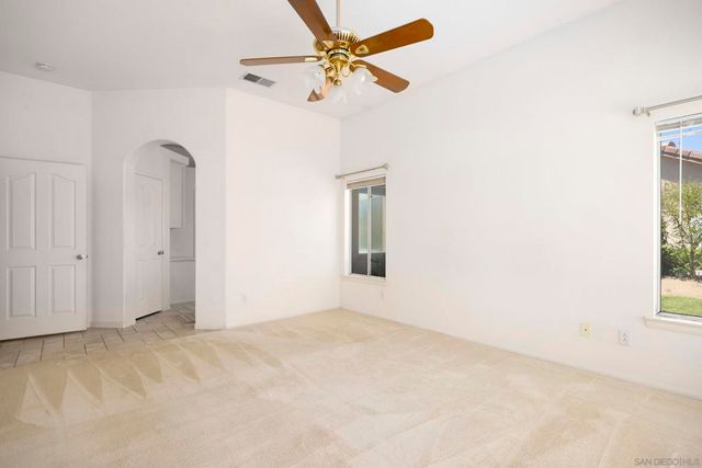 1221 Palomares Ct., Fallbrook, CA 92028