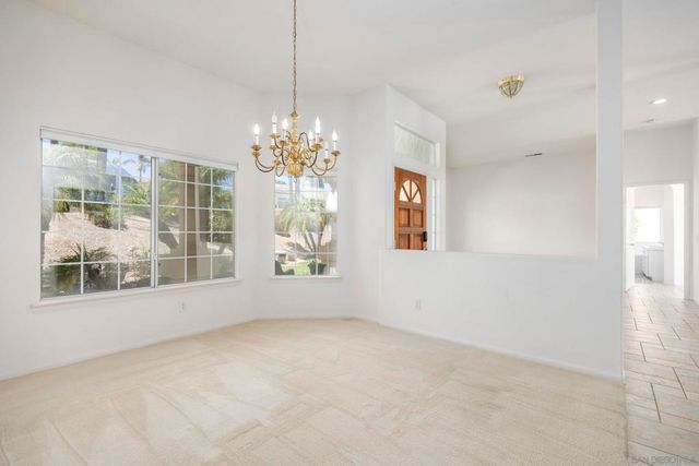 1221 Palomares Ct., Fallbrook, CA 92028