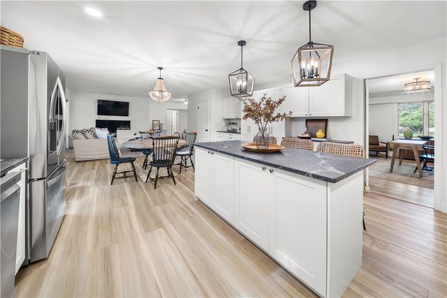 2196 Merrimont Drive, Troy, OH 45373