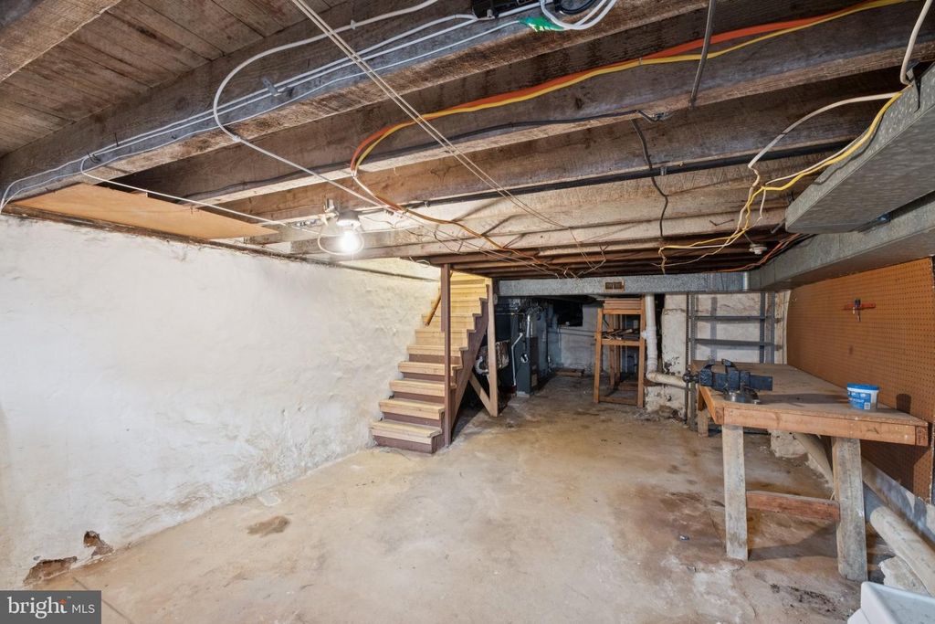 3227 CHATHAM ST, Philadelphia, PA 19134