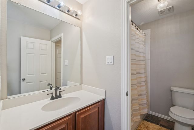 601 Belclaire Terrace, Desoto, TX 75115