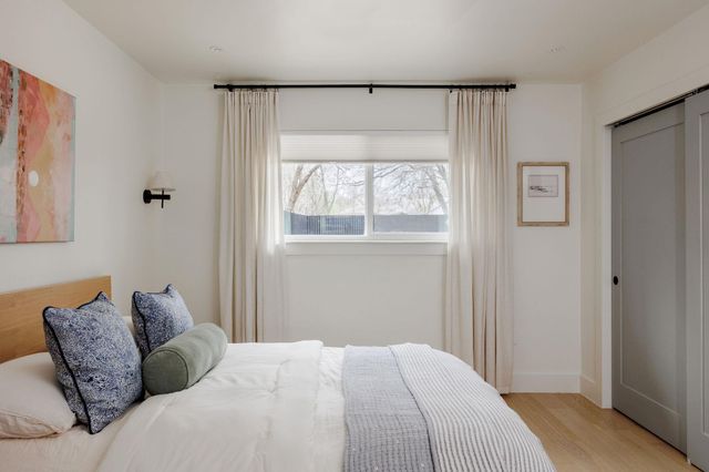 2220 E Stassney LN B, Austin, TX 78744