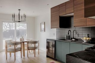 2220 E Stassney LN B, Austin, TX 78744