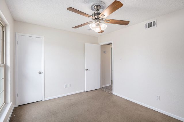 1417 Warren Lane, Fort Worth, TX 76112