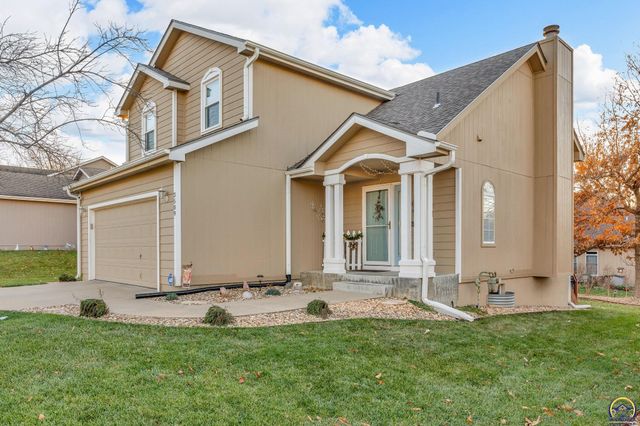3509 SW Westport DR, Topeka, KS 66614