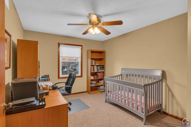 3509 SW Westport DR, Topeka, KS 66614