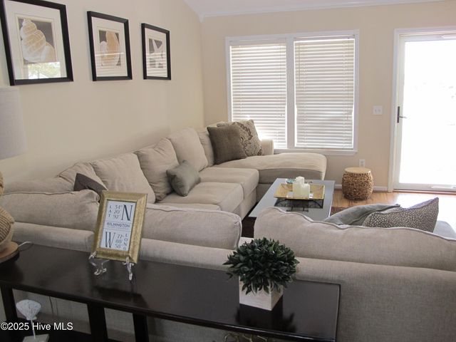 5613 W Chop Way, Wilmington, NC 28412