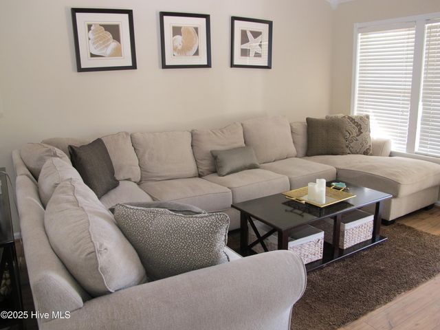 5613 W Chop Way, Wilmington, NC 28412