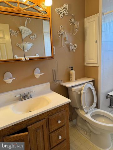 5349 TRUMAN AVE, Alexandria, VA 22304