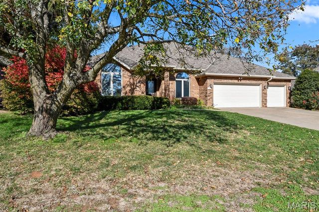 899 Sherwood Drive, Springfield, MO 65810
