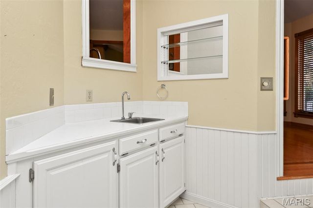 899 Sherwood Drive, Springfield, MO 65810