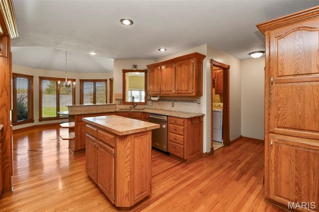 899 Sherwood Drive, Springfield, MO 65810