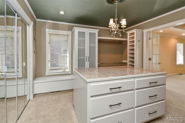 899 Sherwood Drive, Springfield, MO 65810