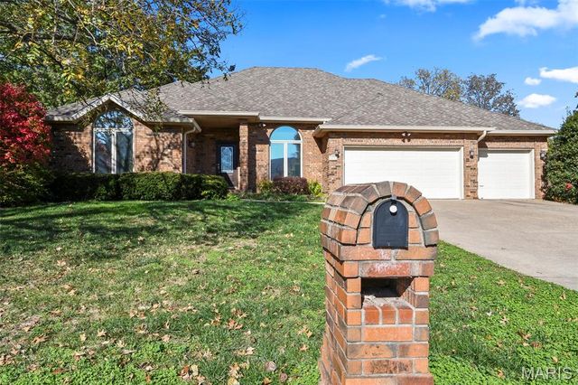 899 Sherwood Drive, Springfield, MO 65810