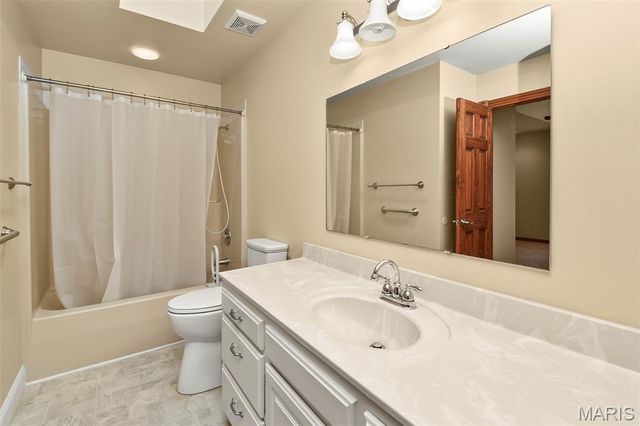 899 Sherwood Drive, Springfield, MO 65810