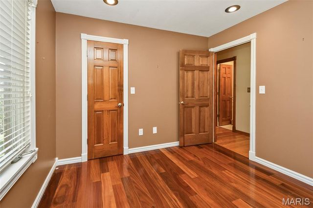 899 Sherwood Drive, Springfield, MO 65810