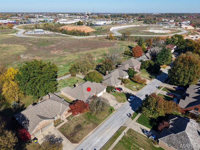 899 Sherwood Drive, Springfield, MO 65810