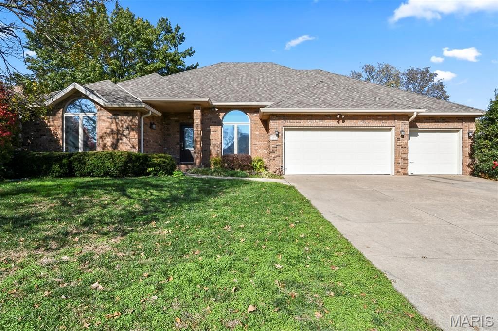 899 Sherwood Drive, Springfield, MO 65810