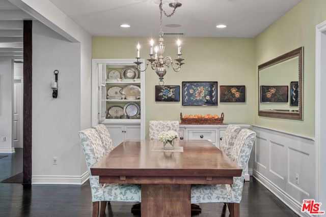 4537 Agnes Avenue, Valley Village, CA 91607