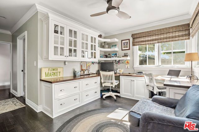 4537 Agnes Avenue, Valley Village, CA 91607