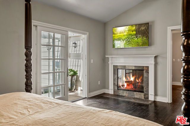 4537 Agnes Avenue, Valley Village, CA 91607