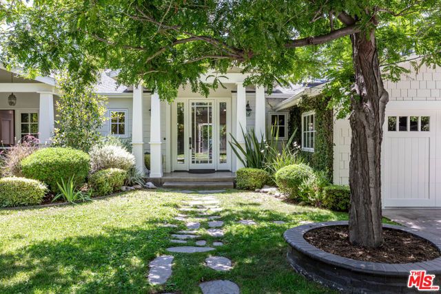 4537 Agnes Avenue, Valley Village, CA 91607