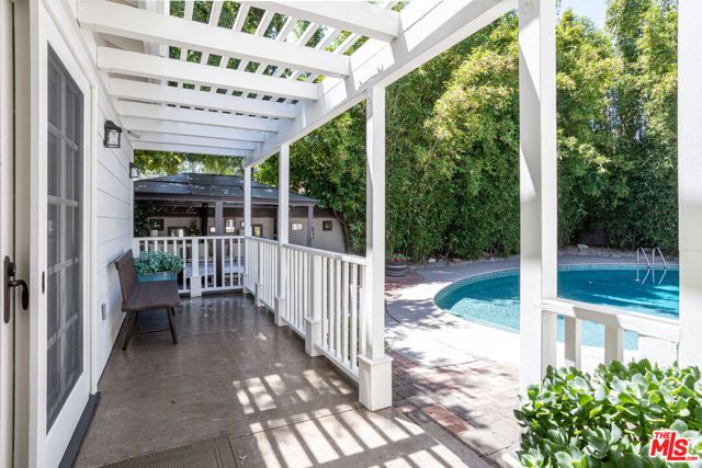 4537 Agnes Avenue, Valley Village, CA 91607