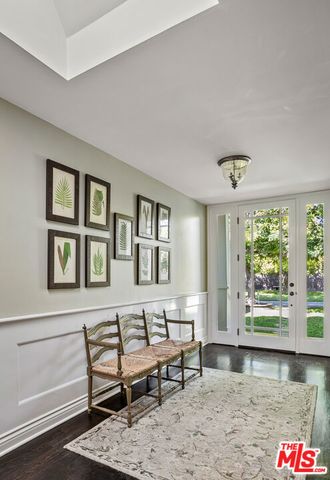 4537 Agnes Avenue, Valley Village, CA 91607