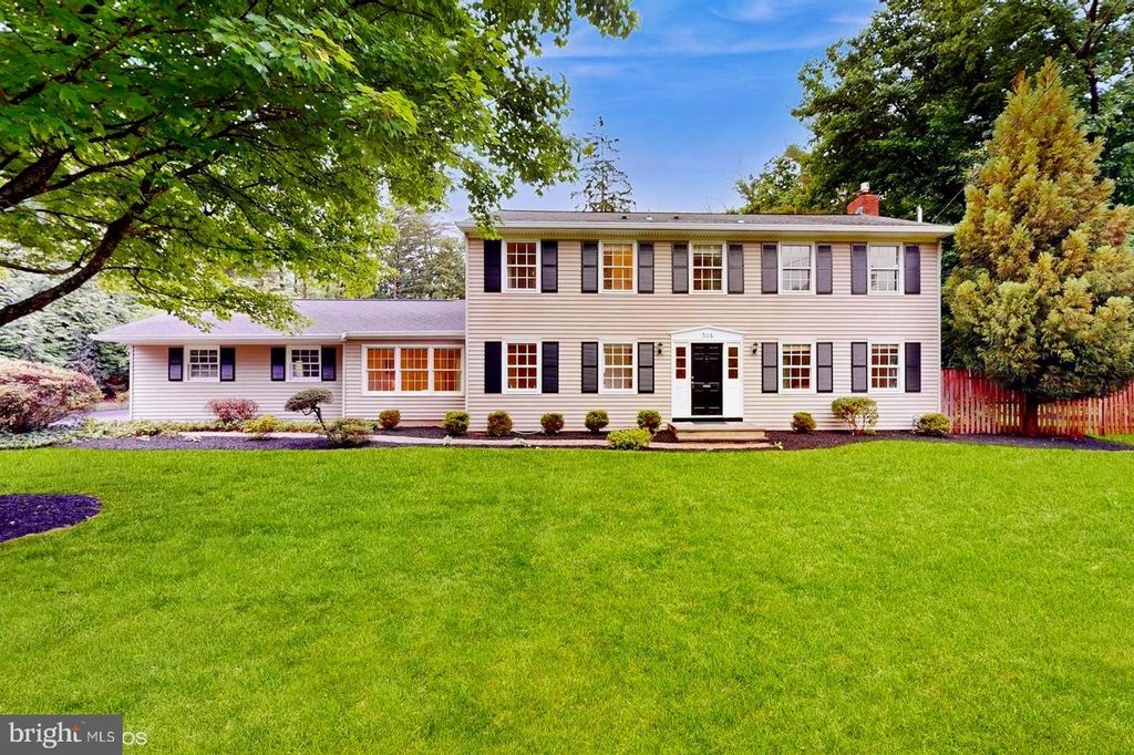304 RIVERSIDE DRIVE, Princeton, NJ 08540