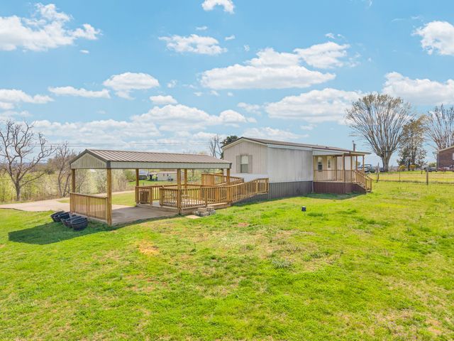 137 Parrish Ln, Sparta, TN 38583