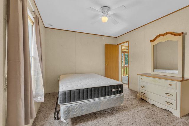 137 Parrish Ln, Sparta, TN 38583