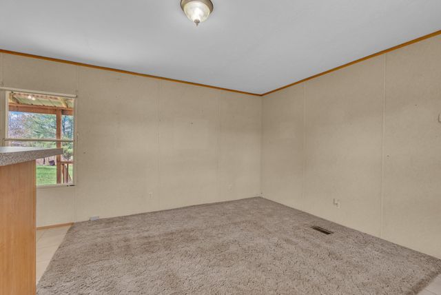 137 Parrish Ln, Sparta, TN 38583