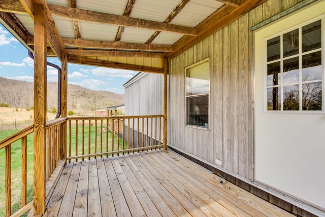 137 Parrish Ln, Sparta, TN 38583