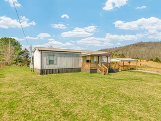 137 Parrish Ln, Sparta, TN 38583